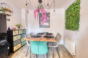Kitchen/Diner- click for photo gallery